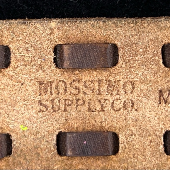 Vintage Small Mossimo Brown Genuine Leather Belt Womens Western Classic - Picture 5 of 16